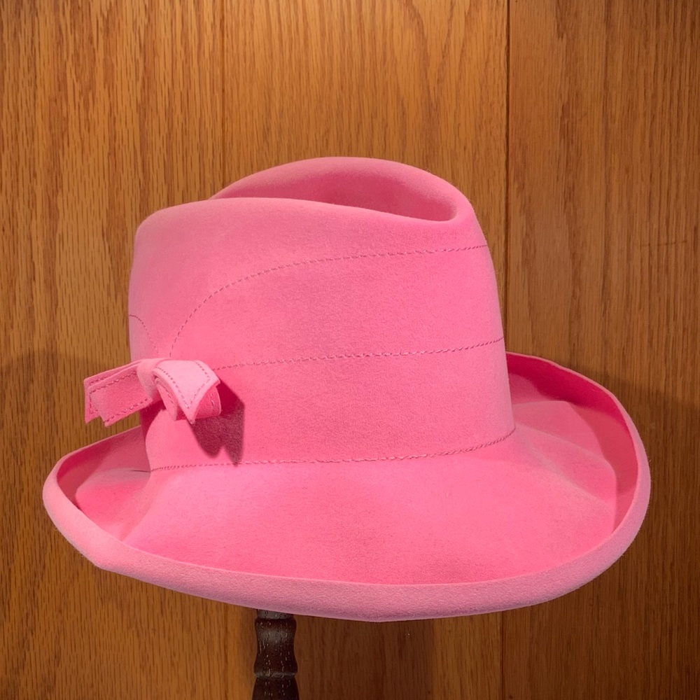 Vintage women’s luxury hat dinner cocktail party